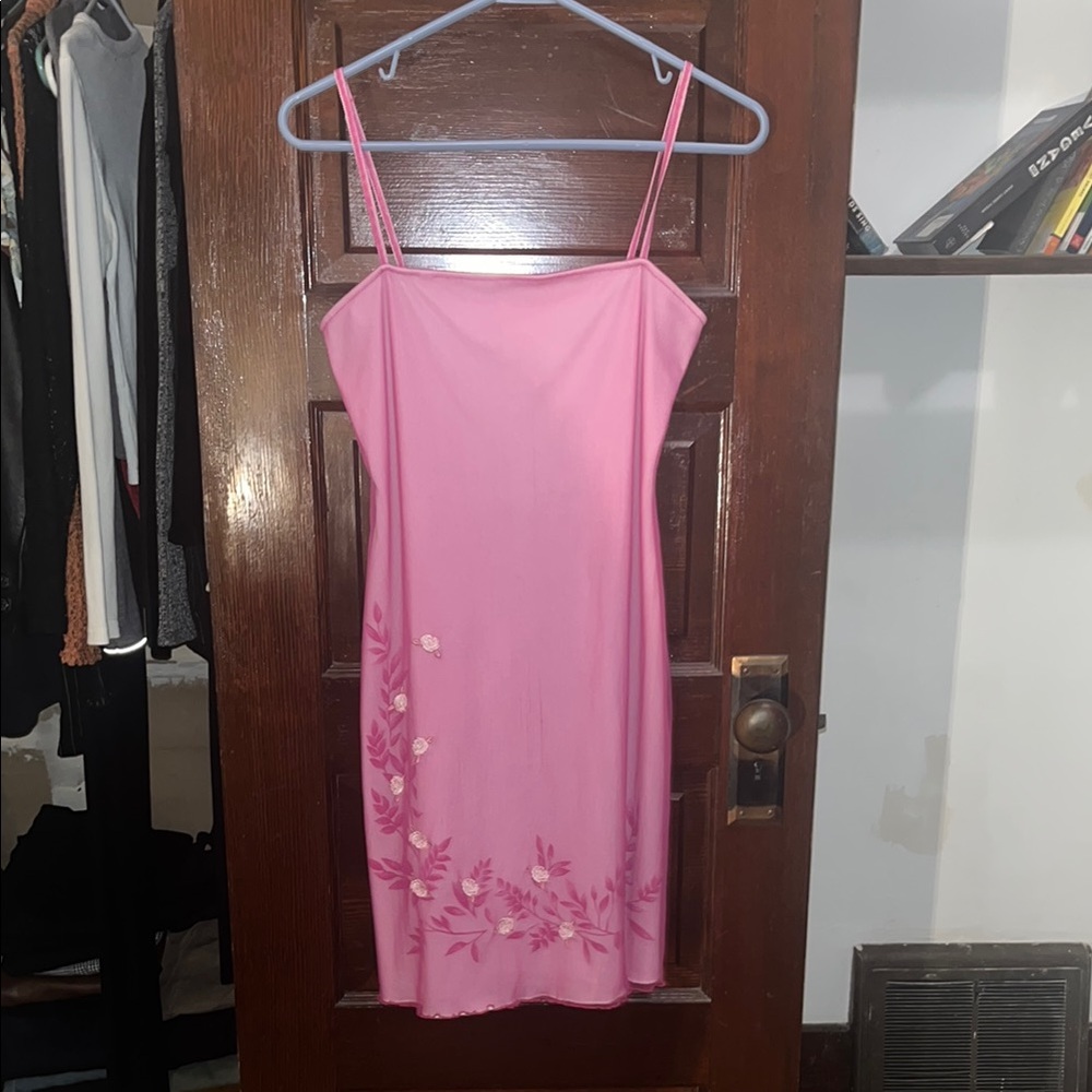 Vintage Pink Sheath Mini Dress with Embellished Hem